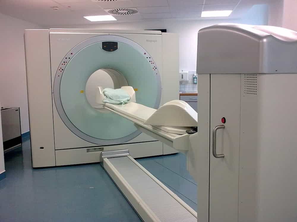PET Scan (Positron Emission Tomography) | Definition, Indications, Side Effects, Price