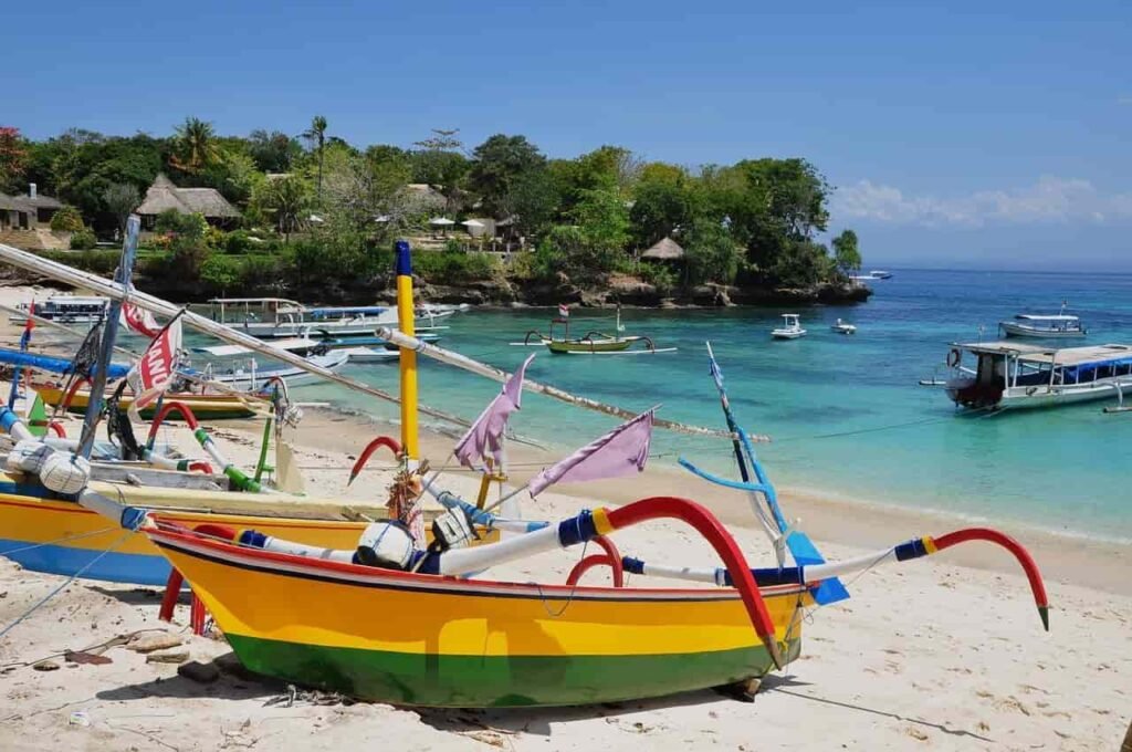 Travel to Bali is a dream destination for many of us, Bali is an island with multiple wonders lying in the hollow of the Pacific and just waiting to be discovered.