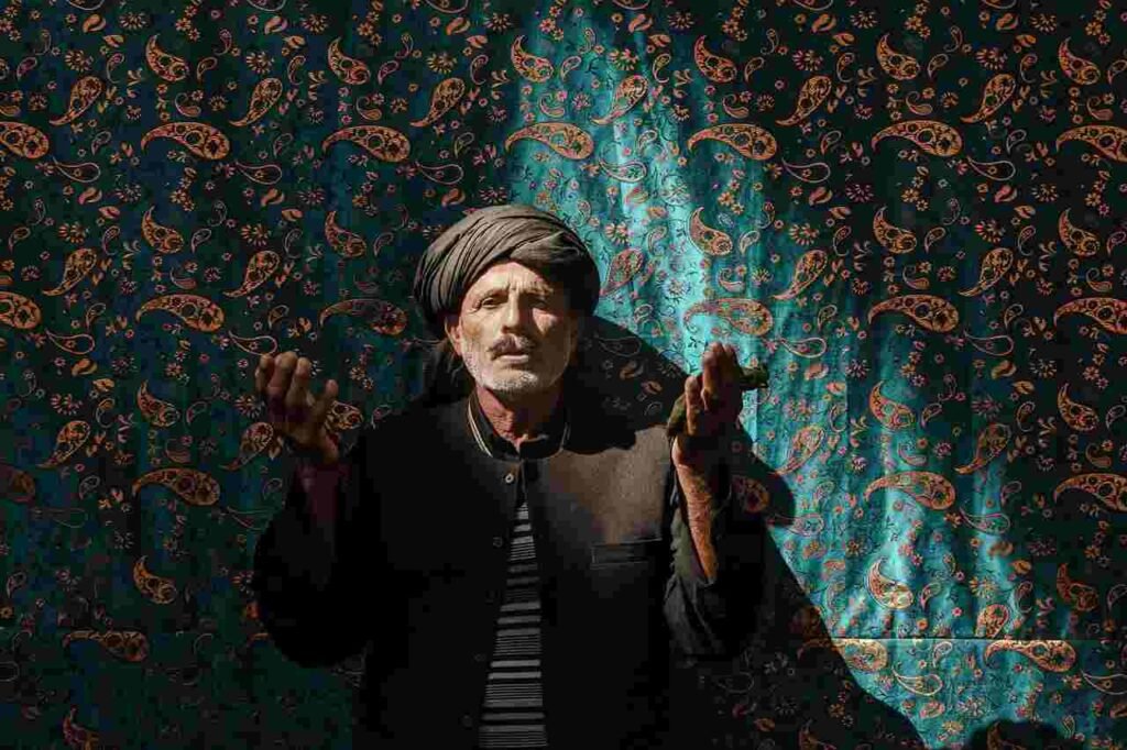 Praying dream meaning according to Islam