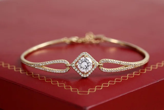 The power of diamonds