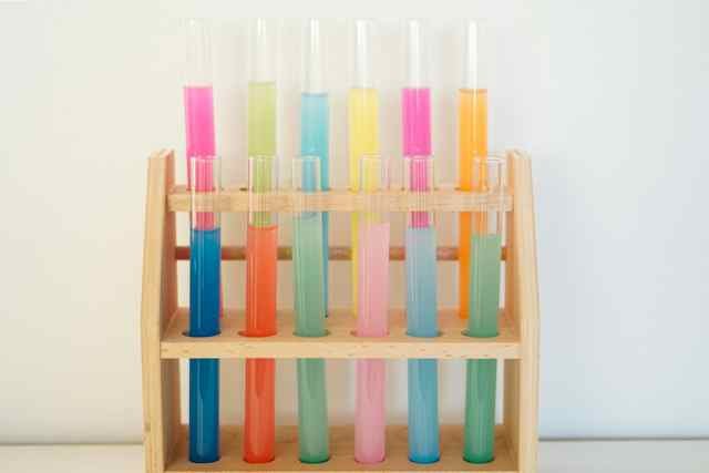 sulfur chemical element