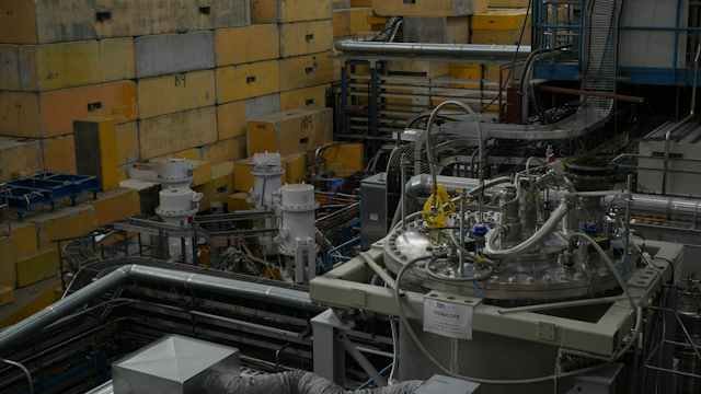 technetium chemical element and nuclear physics research equipment