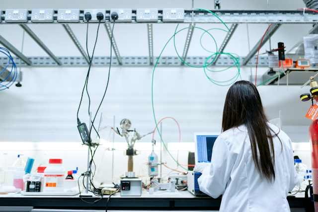 cobalt chemical element and materials science laboratory